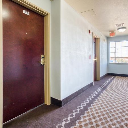 Oyo Townhouse Wichita Falls West Esterno foto