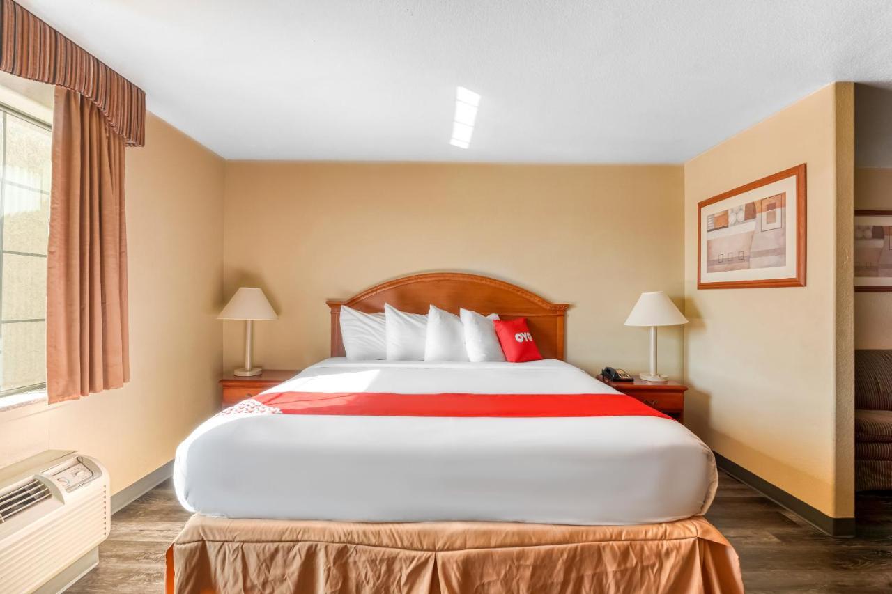 Oyo Townhouse Wichita Falls West Esterno foto