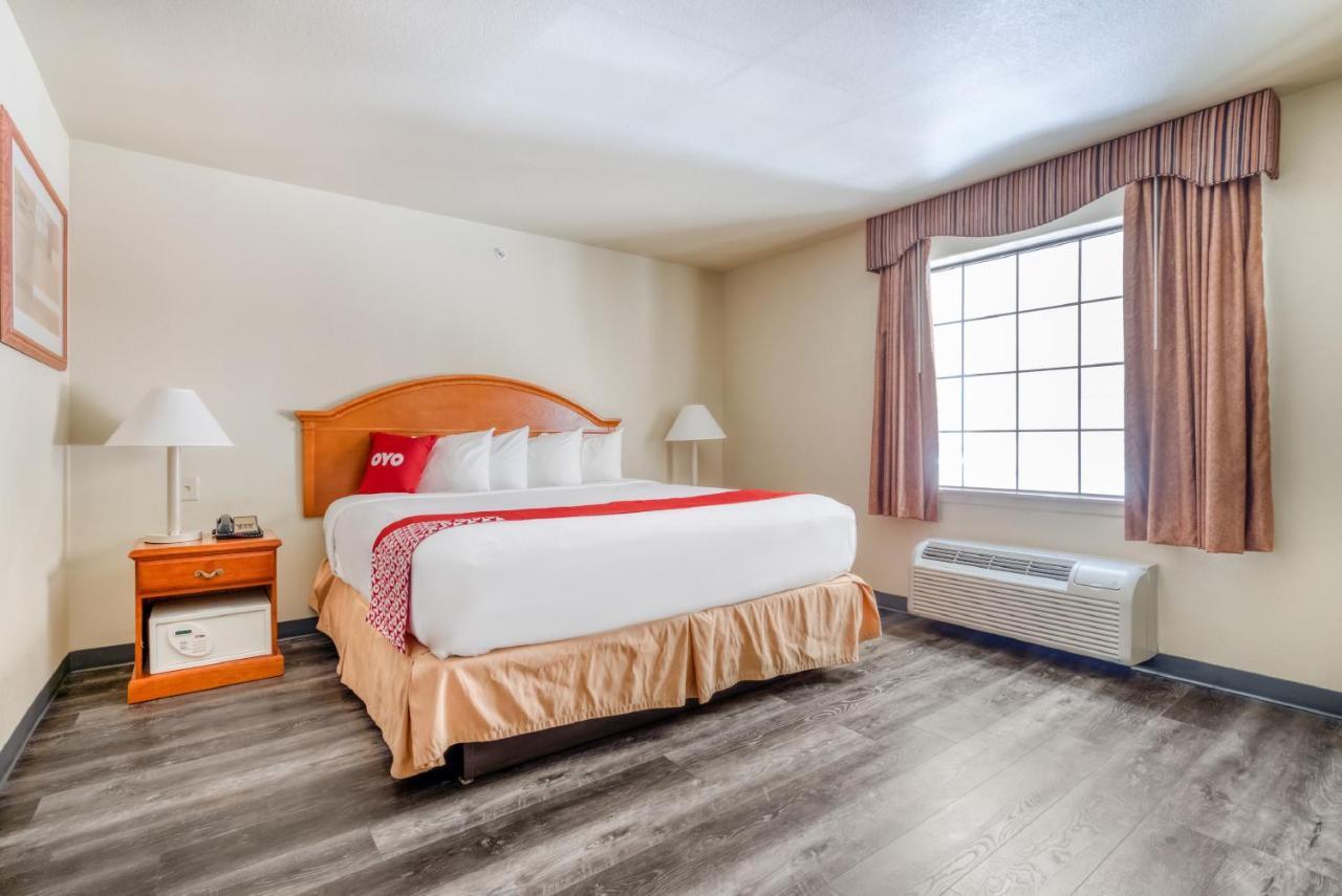 Oyo Townhouse Wichita Falls West Esterno foto