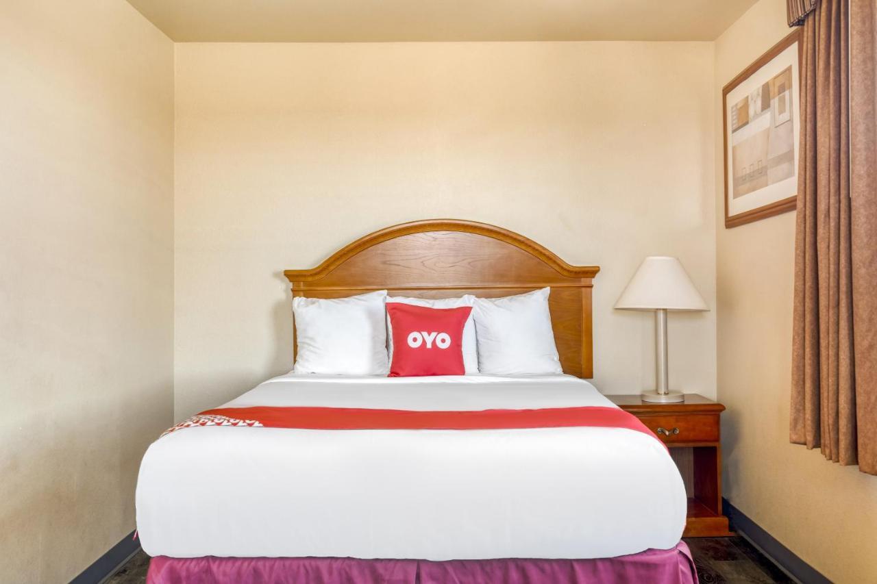 Oyo Townhouse Wichita Falls West Esterno foto